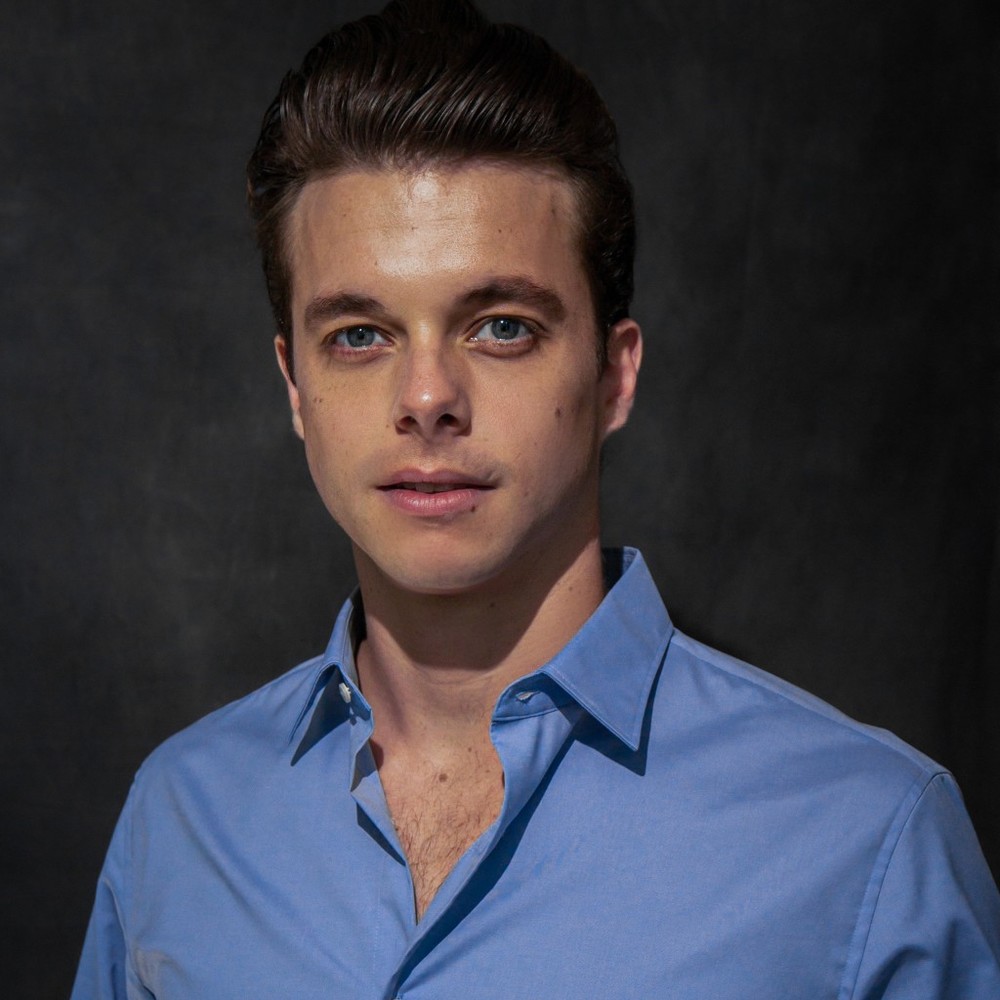 Meet your Posher, Lloyd